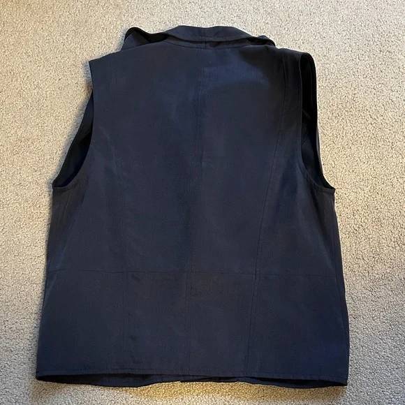 Banana Republic Women's Blue Gray Vest - Picture 3 of 3